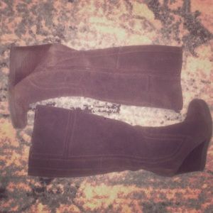High top wedges  suede brown boots 👢👀